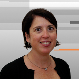 Michele Blazier Headshot